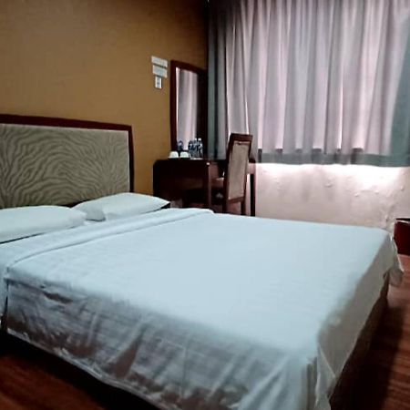 Hotel Sadong88 Kota Kinabalu Kültér fotó