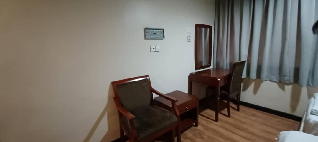 Hotel Sadong88 Kota Kinabalu Kültér fotó