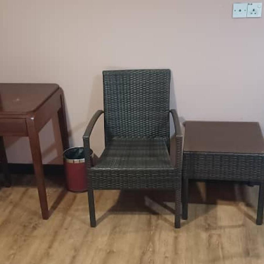 Hotel Sadong88 Kota Kinabalu Kültér fotó