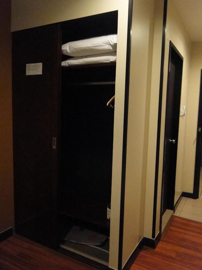 Hotel Sadong88 Kota Kinabalu Kültér fotó