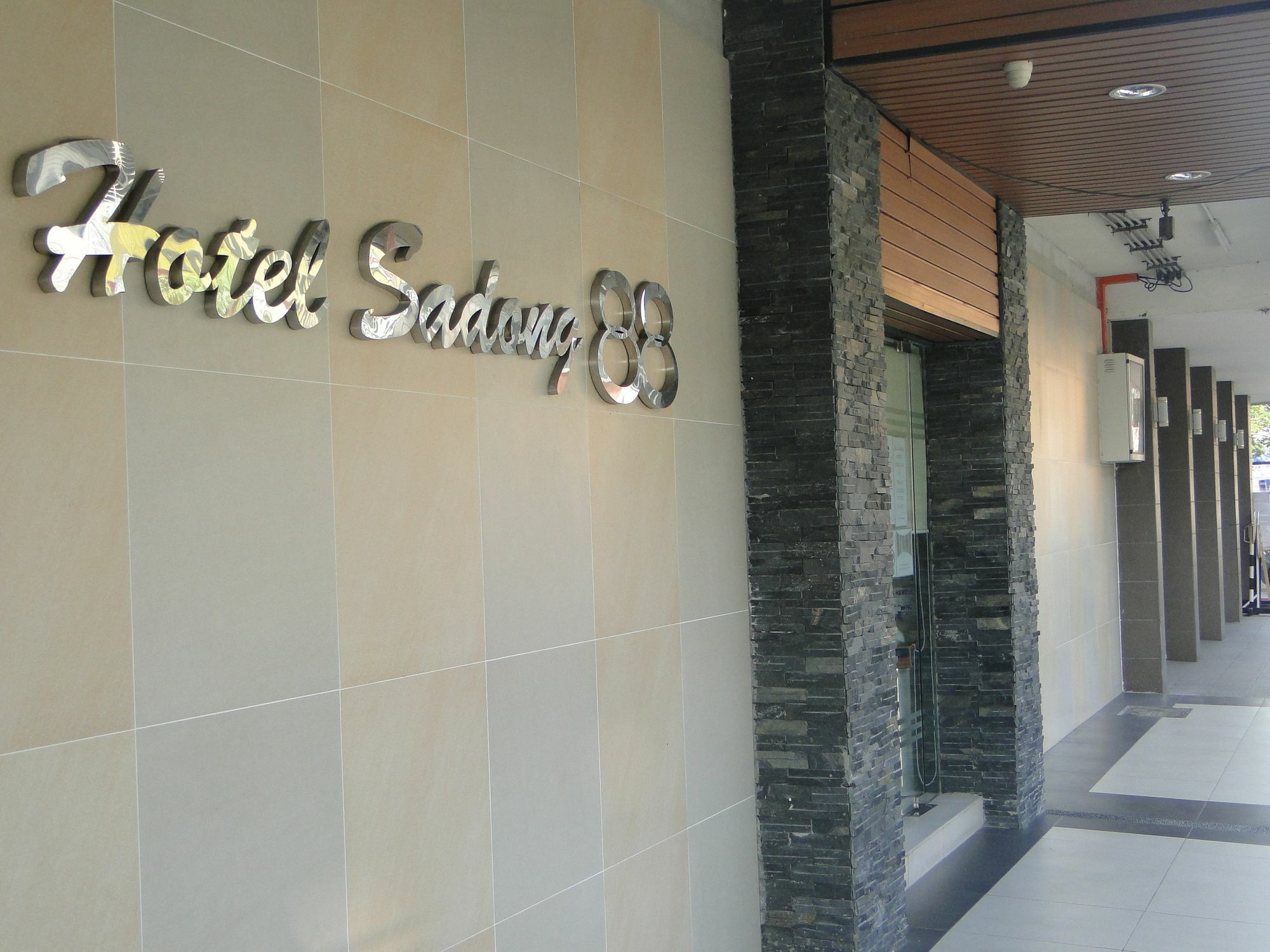Hotel Sadong88 Kota Kinabalu Kültér fotó